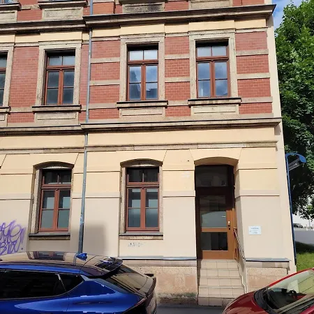 Lejlighed Schlosschemnitz No 42 Bergstr Kuehl Im Sommer Chemnitz