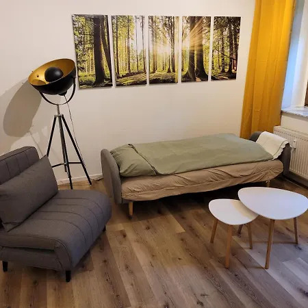 Lejlighed Schlosschemnitz No 42 Bergstr Kuehl Im Sommer Chemnitz